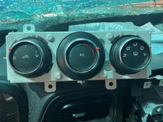 Renault Master Master III (EV/HV/UV/VA/VB/VD/VF/VG/VJ), Chassis-Cabine, 2010 2.3 dCi 165 16V RWD picture 18