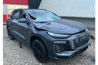 Voiture accidenté Audi Q6 Q6 e-tron (GFB), SUV, 2024 Performance 100 kWh 2024/12