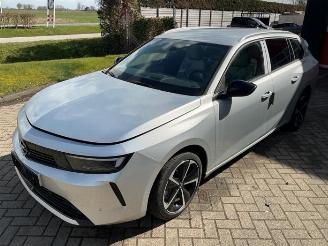 Uttjänta bilar auto Opel Astra Astra L Sports Tourer (F4/FC/FN/FR), Combi, 2021 1.6 Plug-in Hybrid Turbo 16V 2025/1
