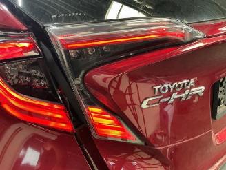 Toyota C-HR C-HR (X1,X5), SUV, 2016 1.8 16V Hybrid picture 32