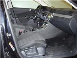 Volkswagen Passat  picture 3