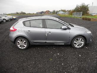 Voiture accidenté Renault Mégane 3 2008