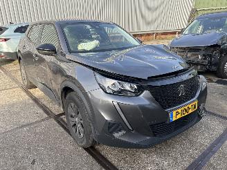 Damaged car Peugeot 2008 1.2 PURETECH ACTIVE PACK 2022/6