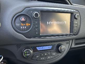 Toyota Yaris 1.5 HYBRID NOW picture 9