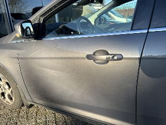 Ford Focus 1.0 ECOBOOST TITANIUM picture 5