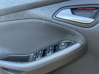 Ford Focus 1.0 ECOBOOST TITANIUM picture 11