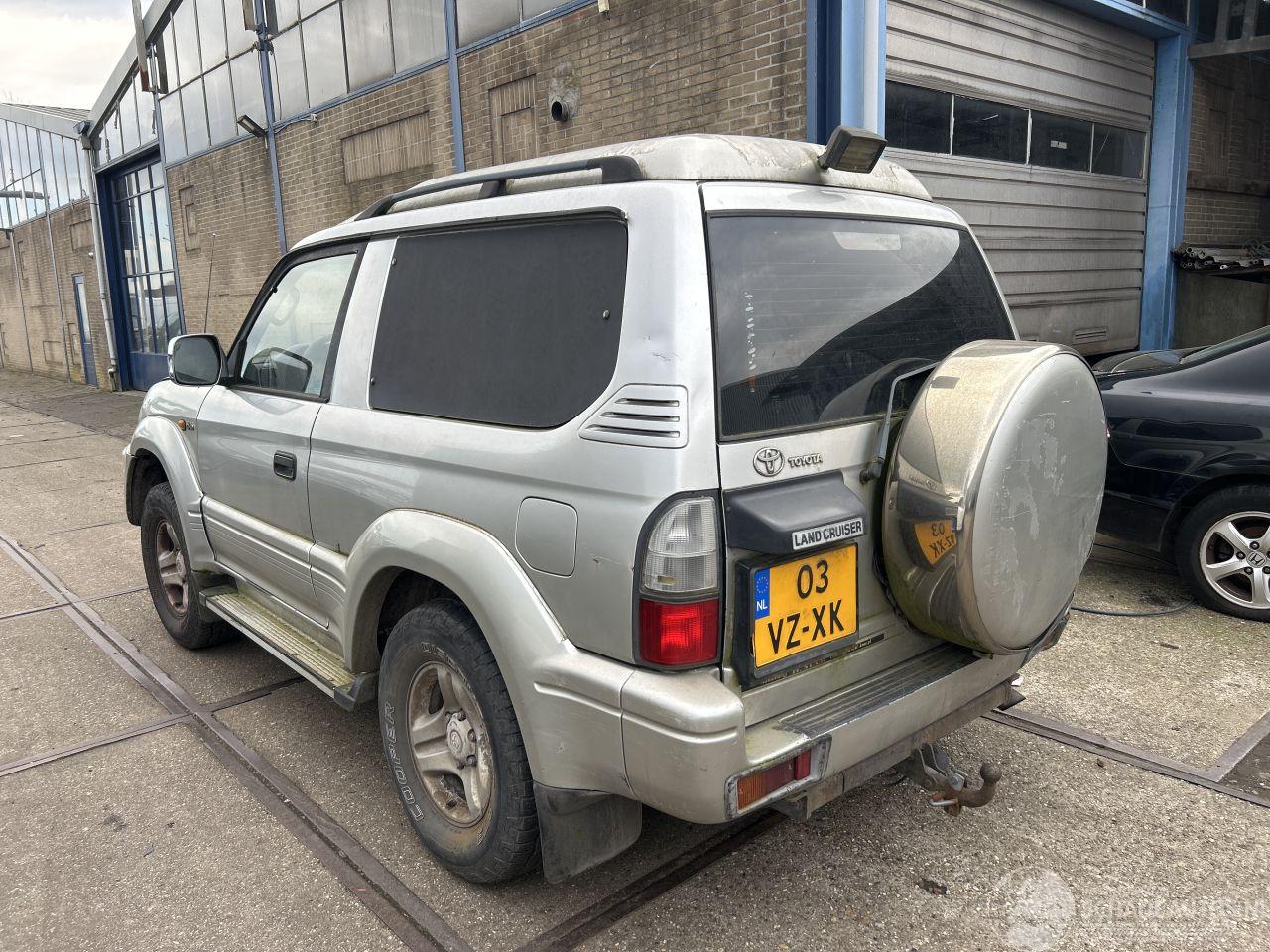 Toyota Landcruiser 3.0 D4-D BLIND VAN