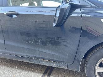 Hyundai I-10 1.0 COMFORT picture 7