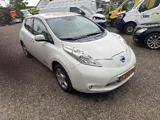 krockskadad bil bedrijf Nissan Leaf Acenta 2014/9