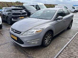 krockskadad bil auto Ford Mondeo 1.6 ECOBOOST TITANIUM 2011/6