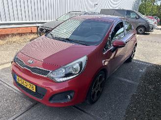 Coche accidentado Kia Rio 1.2 CVVT SUPER PACK 2013/10