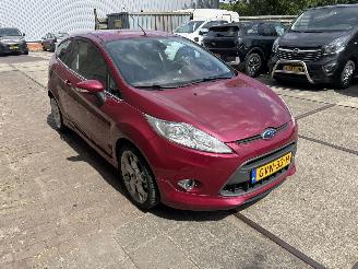 skadebil auto Ford Fiesta 1.6 GHIA 2009/4