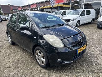 Auto incidentate Toyota Yaris 1.3 VVTI TERRA 2007/9
