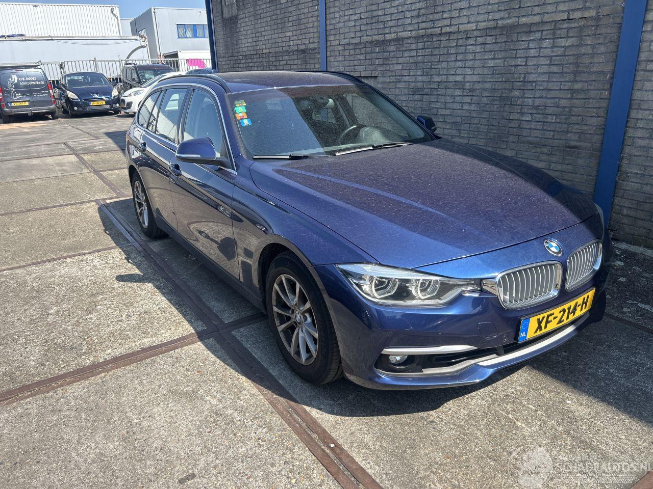 BMW 3-serie 320 I LUXURY EDITION
