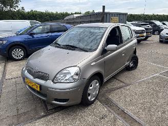 Toyota Yaris 1.3  16V    VVT-I picture 4