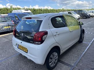 Peugeot 108 1.0 e-VTI TOP picture 4
