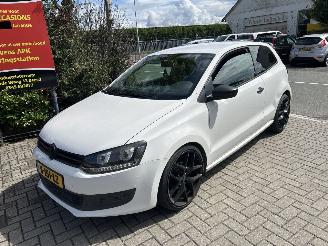 uszkodzony samochody osobowe Volkswagen Polo 1.2 EASYLINE 2011/9