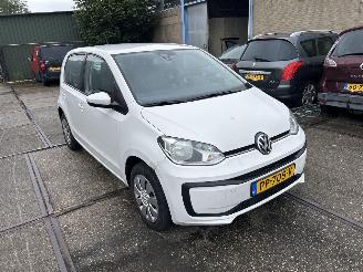 Unfallwagen Volkswagen Up! 1.0 ECOFUEL MOVE UP 2017/8