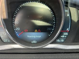 Volvo V-60 2.4 D6 AWD PLUG IN HYBRID SUMMUM picture 10
