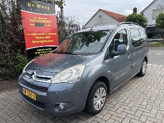 krockskadad bil auto Citroën Berlingo 1.6 VTI MULTISPACE 2011/8