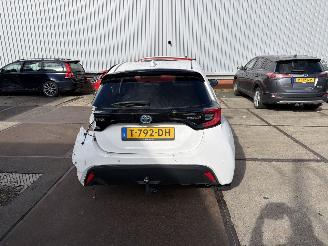 Toyota Yaris 1.5 Hybrid Dynamic picture 7
