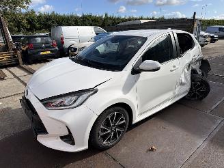 Toyota Yaris 1.5 Hybrid Dynamic picture 4