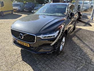 Vaurioauto  passenger cars Volvo Xc-60 2.00T5  Momentum 2018/9