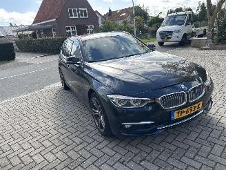 Vaurioauto  passenger cars BMW 3-serie 320 I 2018/10