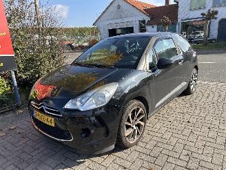 uszkodzony samochody osobowe Citroën DS3 1.2 CHIC 2013/6
