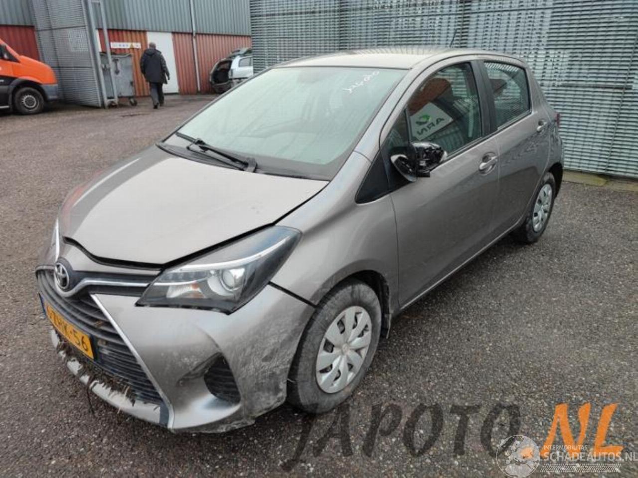 Toyota Yaris Yaris III (P13), Hatchback, 2010 / 2020 1.0 12V VVT-i