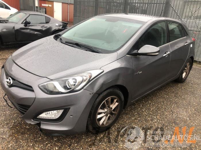 Hyundai I-30 i30 (GDHB5), Hatchback, 2011 1.6 CRDi 16V VGT