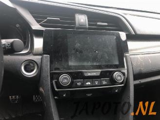 Honda Civic Civic (FK6/7/8/9), Hatchback, 2017 1.0i VTEC Turbo 12V picture 11