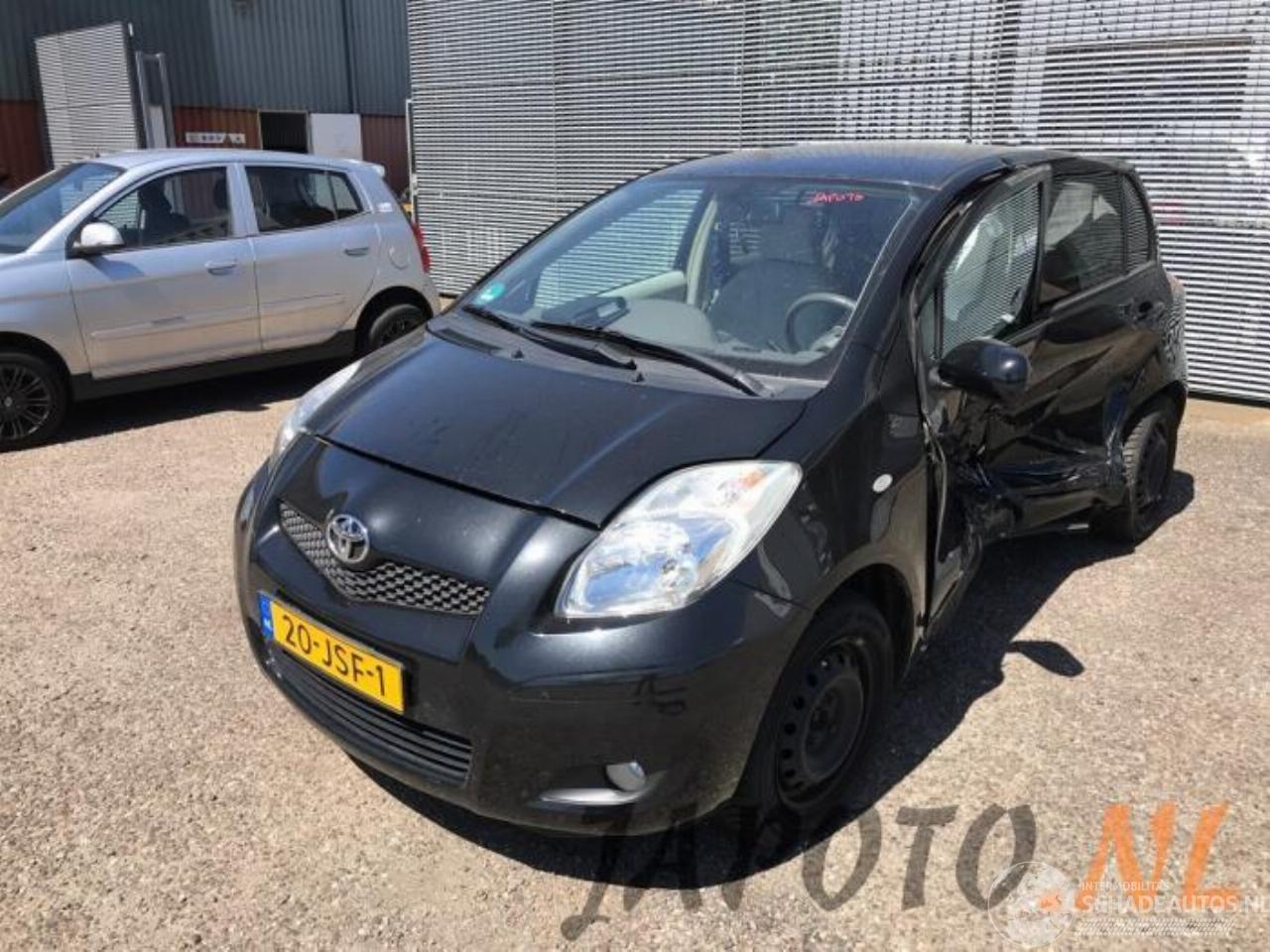 Toyota Yaris Yaris II (P9), Hatchback, 2005 / 2014 1.33 16V Dual VVT-I