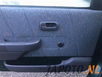 Honda Logo Logo (GA33), Hatchback, 1999 / 2002 1.3 picture 10