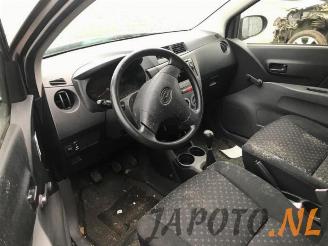 Daihatsu Cuore Cuore (L251/271/276), Hatchback, 2003 1.0 12V DVVT picture 9