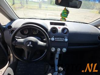 Mitsubishi Colt Colt (Z2/Z3), Hatchback, 2004 / 2012 1.3 16V picture 10