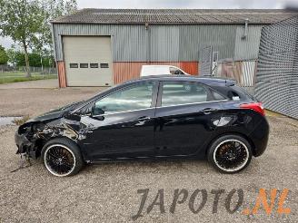 Hyundai I-30 i30 (GDHB5), Hatchback, 2011 1.6 GDI Blue 16V picture 2
