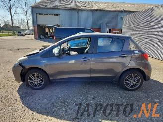 Toyota Yaris Yaris III (P13), Hatchback, 2010 / 2020 1.5 16V Hybrid picture 2