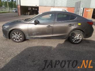Mazda 3 3 (BM/BN), Sedan, 2013 / 2019 2.2 SkyActiv-D 150 16V picture 2