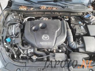 Mazda 3 3 (BM/BN), Sedan, 2013 / 2019 2.2 SkyActiv-D 150 16V picture 16