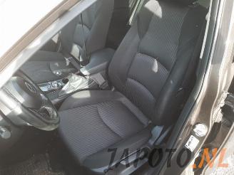 Mazda 3 3 (BM/BN), Sedan, 2013 / 2019 2.2 SkyActiv-D 150 16V picture 12