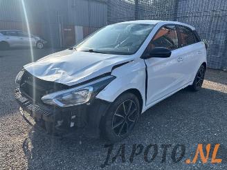 Vrakbiler auto Hyundai I-20 i20 (GBB), Hatchback, 2014 / 2020 1.0 T-GDI 120 12V 2020/6