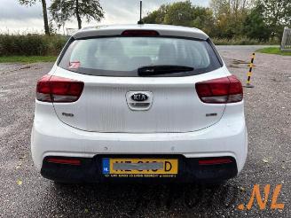 Kia Rio Rio IV (YB), Hatchback, 2017 1.0i T-GDi 100 12V picture 4