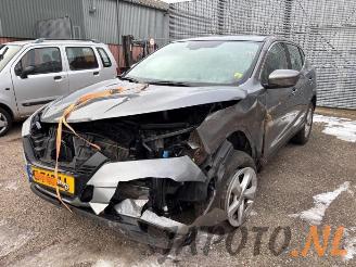 demontáž osobní automobily Nissan Qashqai Qashqai (J11), SUV, 2013 / 2021 1.3 DIG-T 140 16V 2021/2
