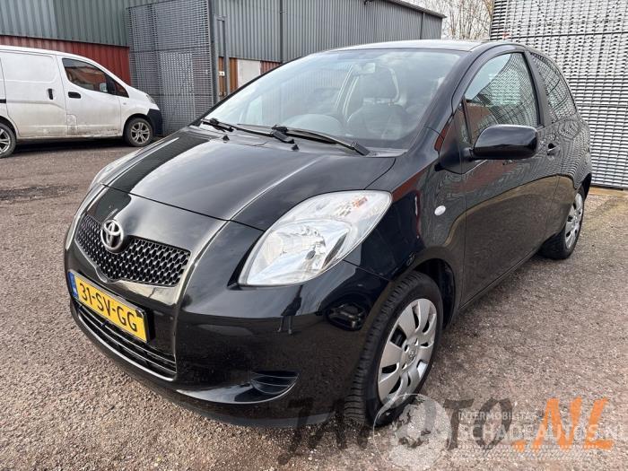 Toyota Yaris Yaris II (P9), Hatchback, 2005 / 2014 1.3 16V VVT-i