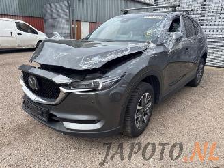 Vrakbiler auto Mazda CX-5 CX-5 II (KF), SUV, 2016 2.2 SkyActiv-D 175 16V 4WD 2021/8