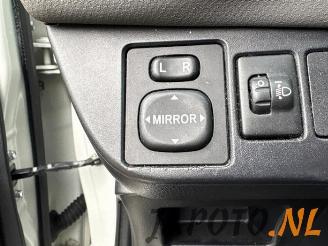 Toyota Yaris Yaris III (P13), Hatchback, 2010 / 2020 1.5 16V Hybrid picture 16