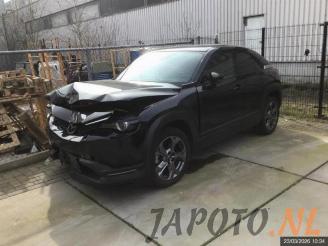 Uttjänta bilar auto Mazda MX-30 MX-30, SUV, 2020 e-SkyActiv 145 2020/12