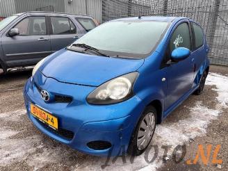Vrakbiler auto Toyota Aygo Aygo (B10), Hatchback, 2005 / 2014 1.0 12V VVT-i 2010/3