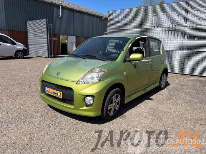 Daihatsu Sirion Sirion 2 (M3), Hatchback, 2005 1.3 16V DVVT
